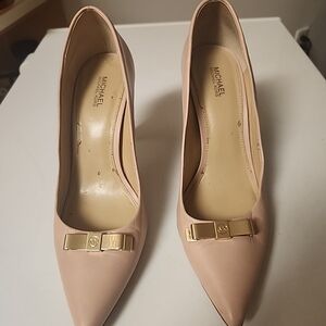 Michael Kors Women's Pink Pumps